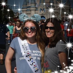 Meet your Posher, Dana